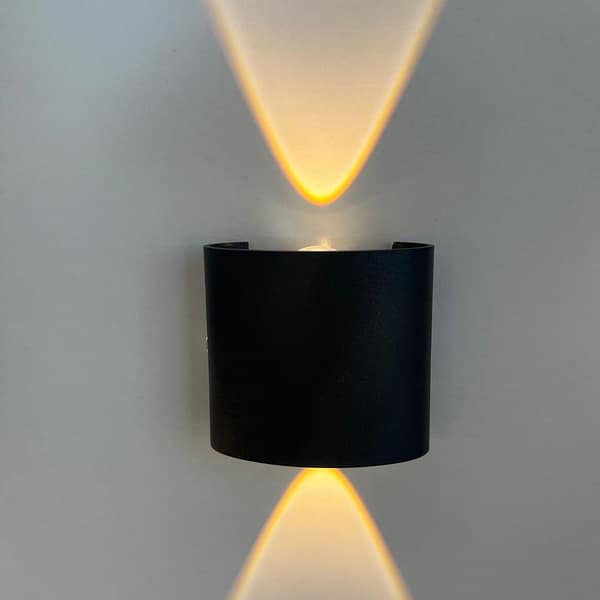 انارة خارجية جدارية اضاءة منتشرة7واط اصفر 3000k